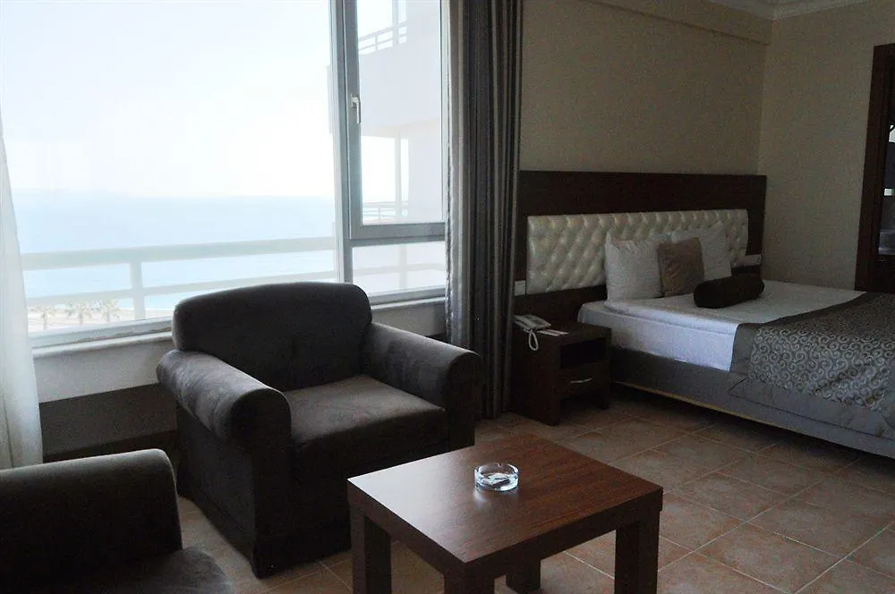 The Corner Park Hotel Antalya