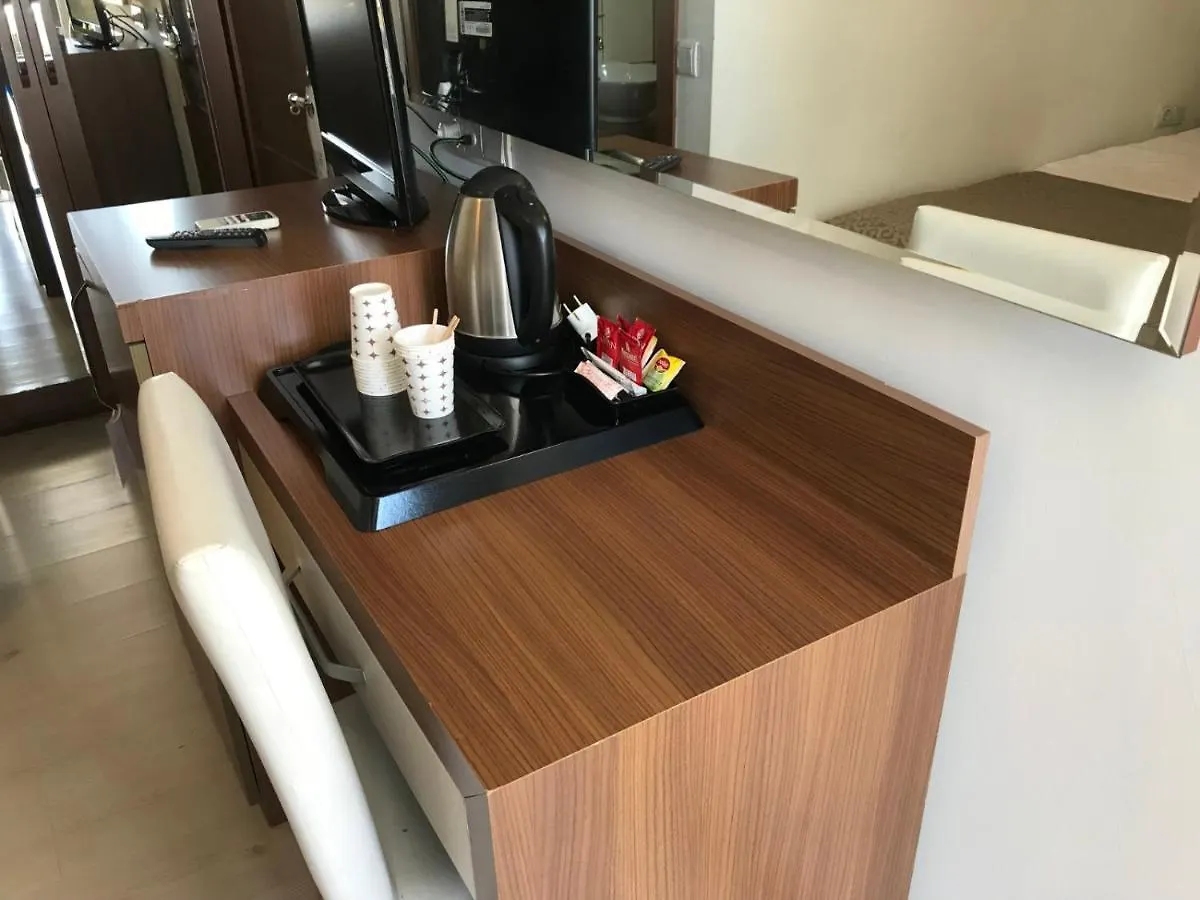 The Corner Park Hotel Antalya