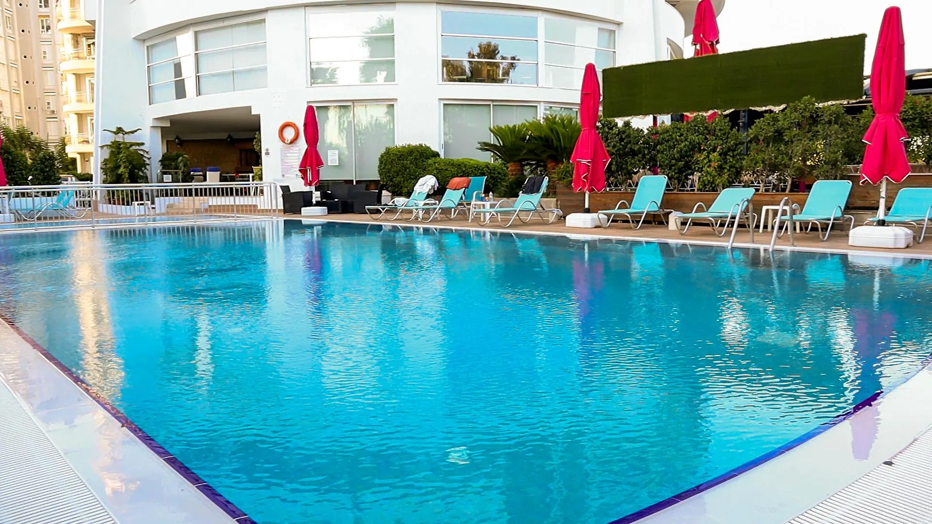 The Corner Park Hotel Antalya