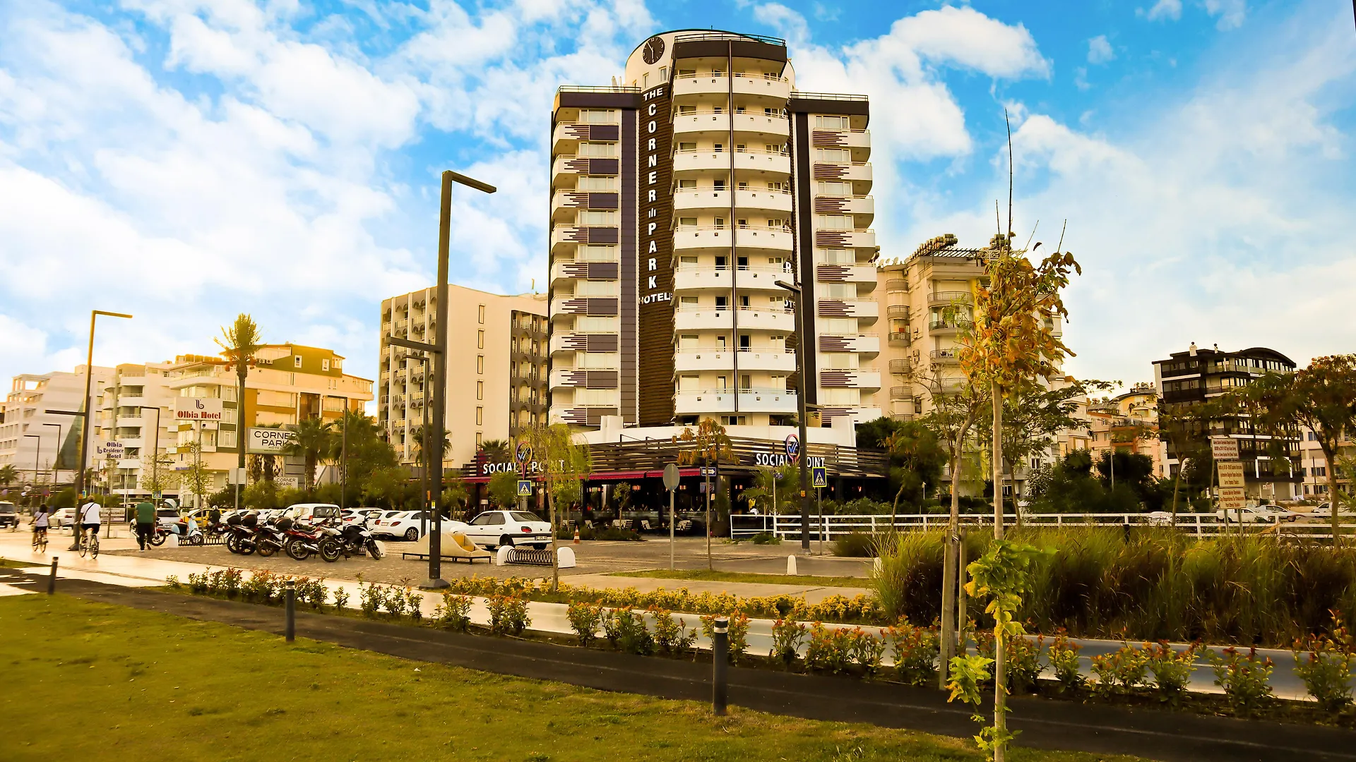 The Corner Park Hotel Antalya