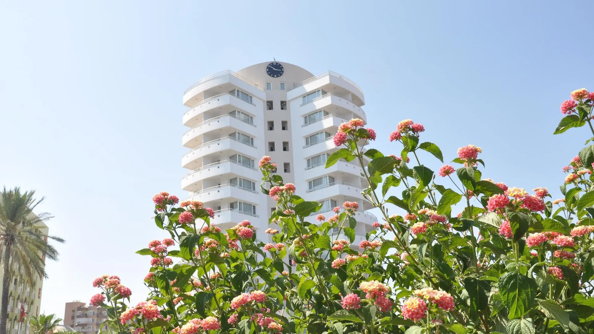 The Corner Park Hotel Antalya
